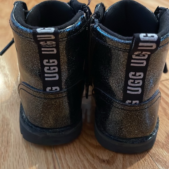 UGG Kids' Robley Glitter Boot - Picture 2 of 2